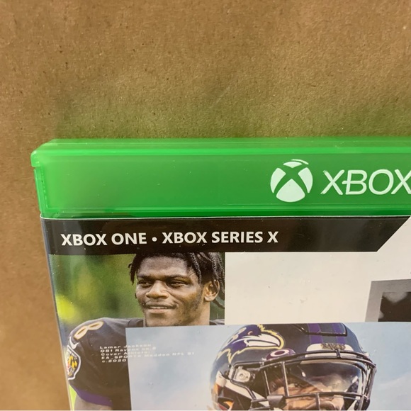 XBox One Series X Madden 21 - Picture 2 of 8